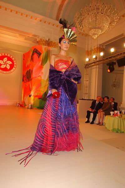 Hong Kong Fashion Week '03 - Ika