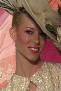 Buenos Aires Alta Moda Show '03 - Veronica De La Canal