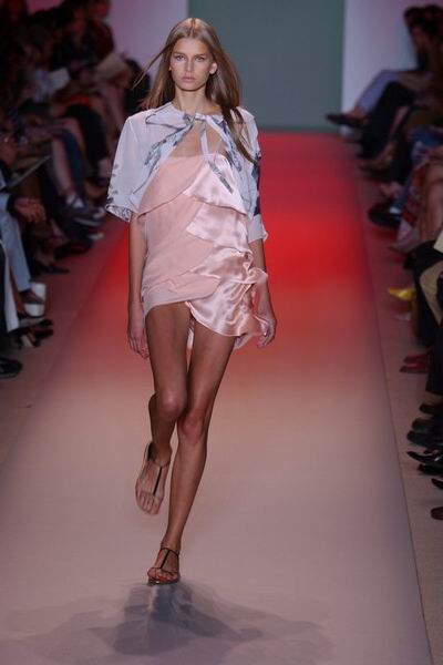 New York Fashion Week - Spring '04 - V Tam