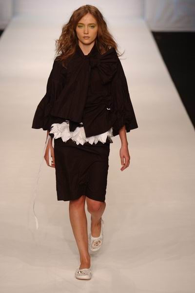 London Fashion Week - Spring '04 - John Rocha