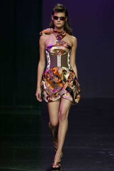 Barcelona Fashion Week '03 - Victorio and Lucchino