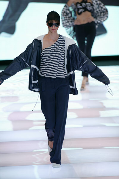 Milan Fashion Week - Spring/Summer '04 - Giorgio Armani