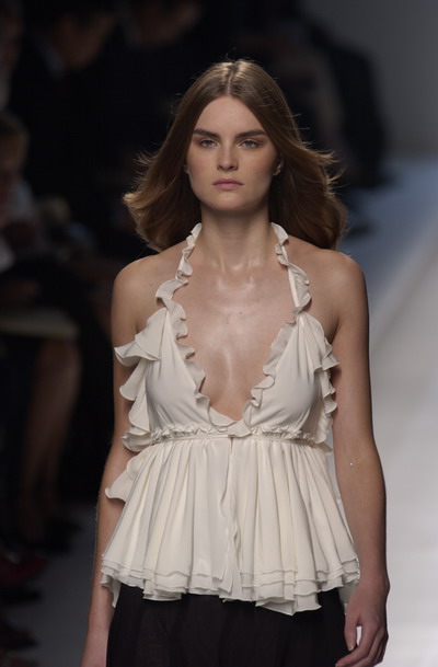 Milan Fashion Week - Spring/Summer '04 - Strenesse Gabriele Strehle