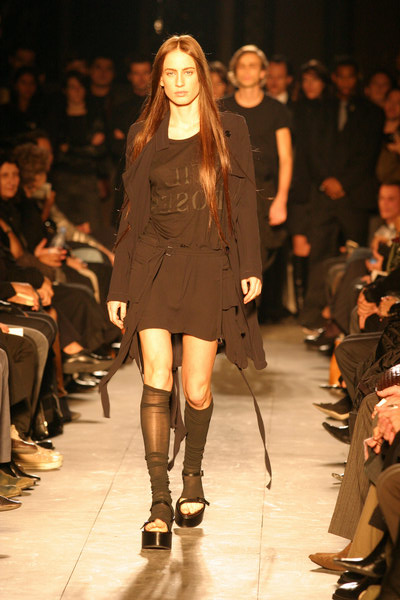 Paris Fashion Week - Spring '04 - Ann Demeulemeester