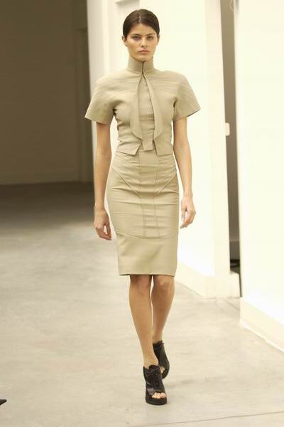 Paris Fashion Week - Spring '04 - Balenciaga