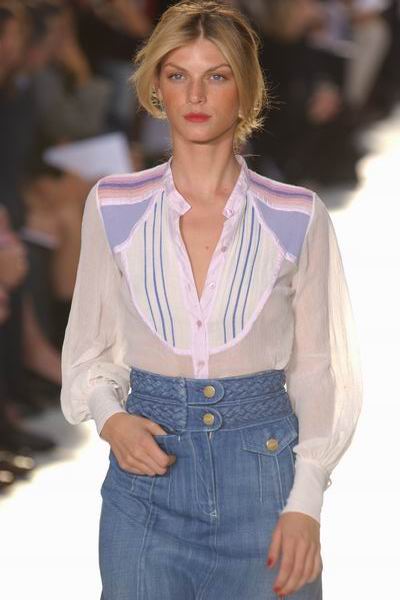 Paris Fashion Week - Spring '04 - Chloe