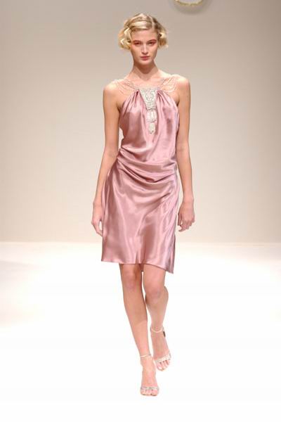 Paris Fashion Week - Spring '04 - Collette Dinnigan