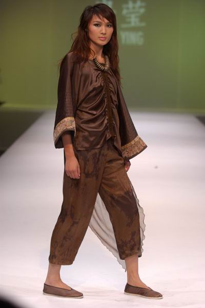 Paris Fashion Week - Spring '04 - Fang Ying