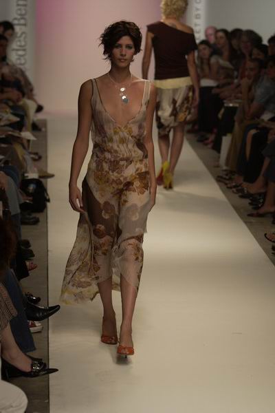 Los Angeles Fashion Week - Spring '04 - Cynthia Vincent Ra