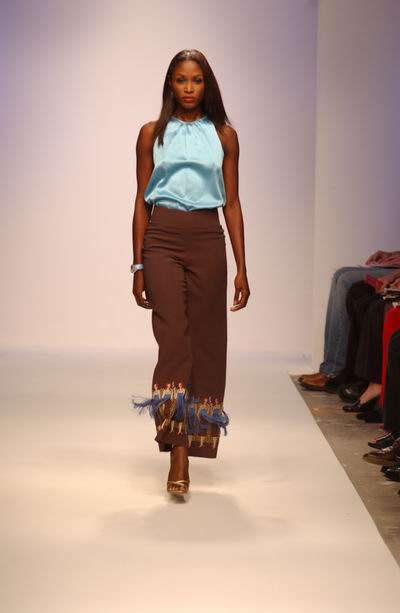 Los Angeles Fashion Week - Spring '04 - Delphine