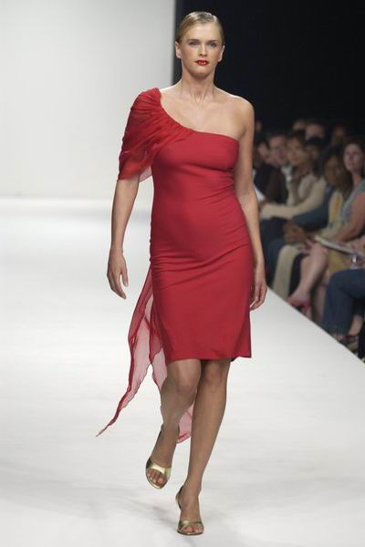 Los Angeles Fashion Week - Spring '04 - Estaban Cortazar