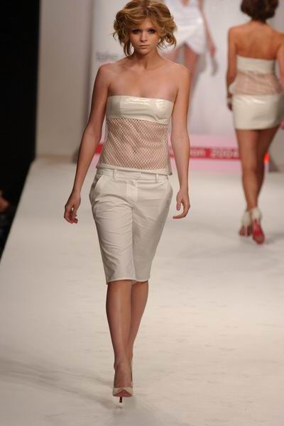 Los Angeles Fashion Week - Spring '04 - Jenni Kayne