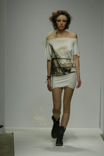 Los Angeles Fashion Week - Spring '04 - MillerGirl