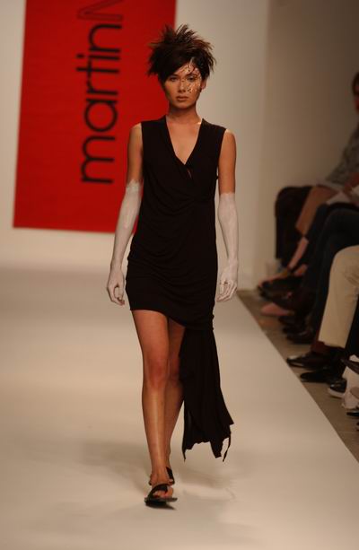 Los Angeles Fashion Week - Spring '04 - martinMARTIN