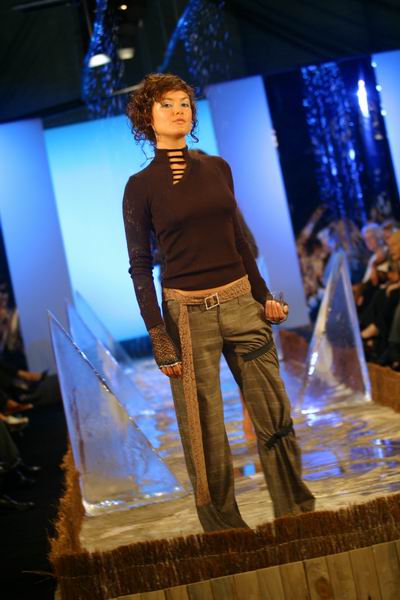 New Zealand FW - Fall/Winter '04 - Insidious Fix