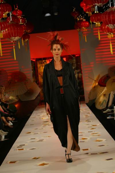 New Zealand FW - Fall/Winter '04 - Liz Mitchell