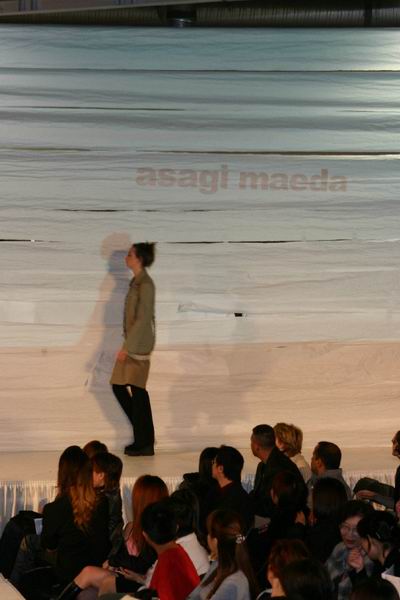 Vancouver Fashion Week '03 - Asagi Maeda