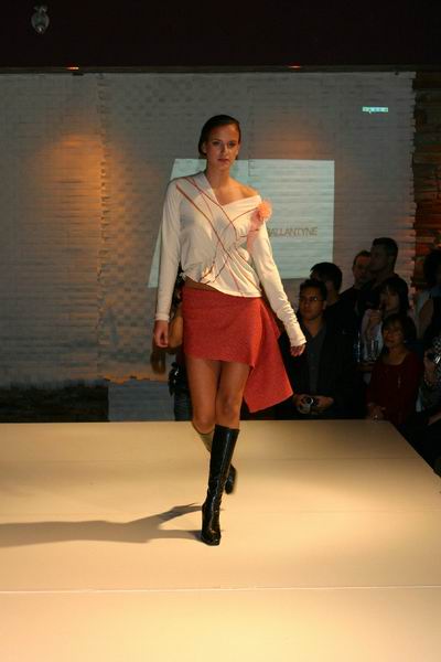 Vancouver Fashion Week '03 - Chelsea Ballantyne