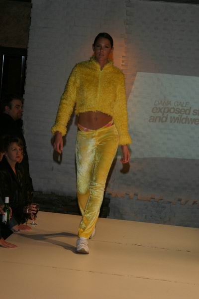 Vancouver Fashion Week '03 - Dana Gale