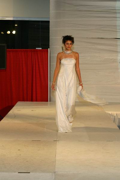 Vancouver Fashion Week '03 - Devi
