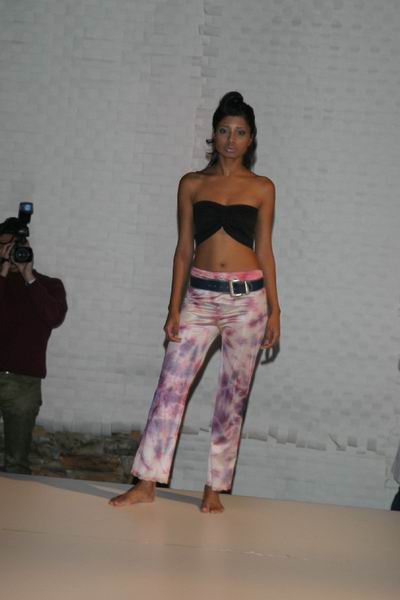 Vancouver Fashion Week '03 - Gladdis