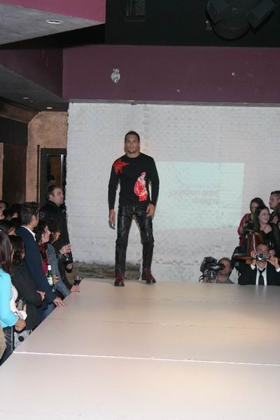Vancouver Fashion Week '03 - Jonathan Alday