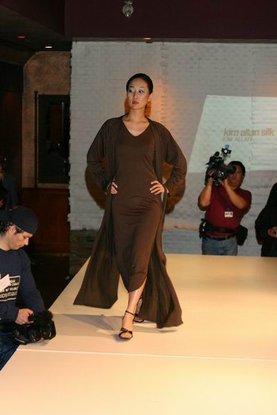 Vancouver Fashion Week '03 - Kim Allan
