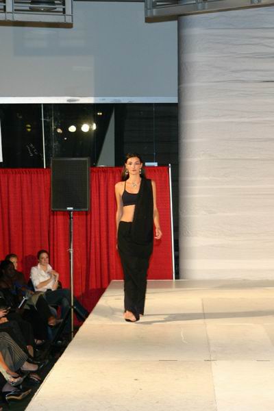 Vancouver Fashion Week '03 - Sonja Picard