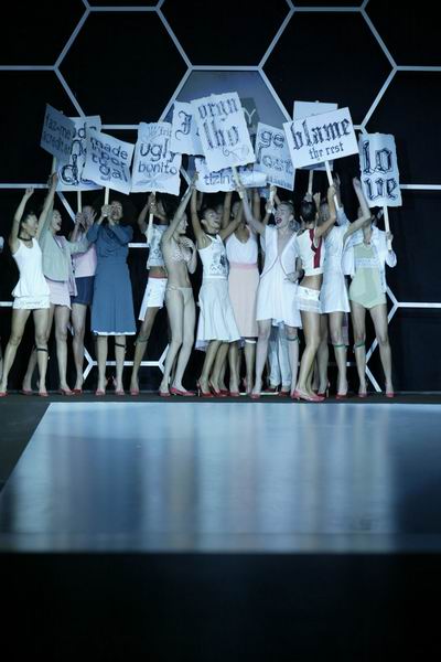 Lisbon Fashion Week '03 - Katty Xiomara