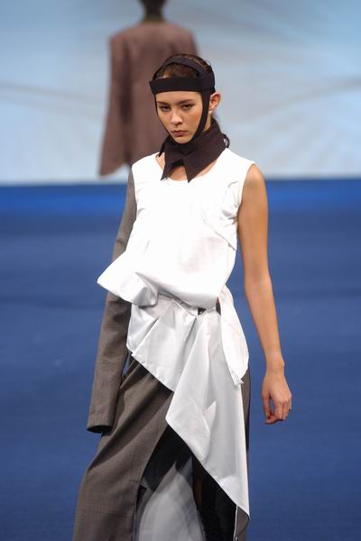 Hong Kong Fashion Week 2004 - Borrowing From My Boyfriend Wardrobe