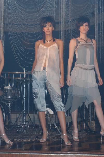 Hong Kong Fashion Week 2004 - Cecilia Ma