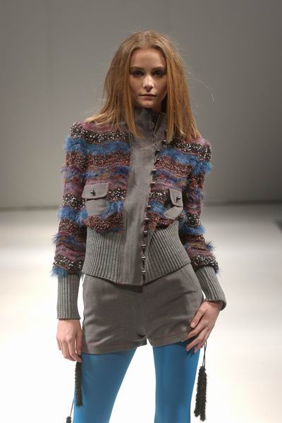Hong Kong Fashion Week 2004 - Hyun Joo Kwak