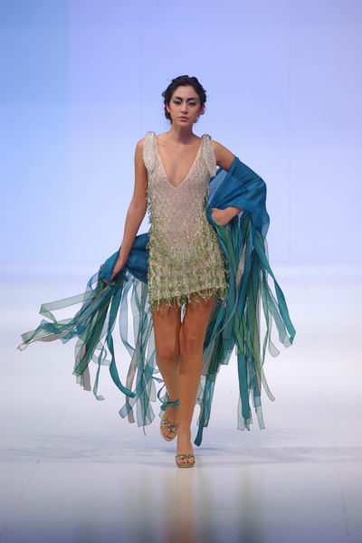 Hong Kong Fashion Week 2004 - Joyce Chan Canada