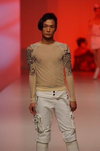 Hong Kong Fashion Week 2004 - MDP
