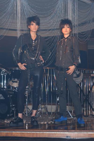 Hong Kong Fashion Week 2004 - Otto Tang