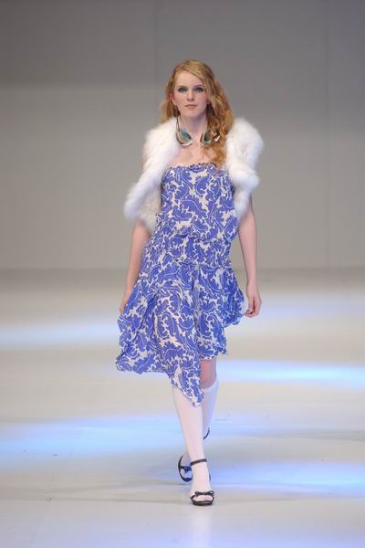 Hong Kong Fashion Week 2004 - Pink Label