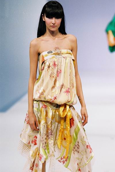 Hong Kong Fashion Week 2004 - Spy Henry Lau