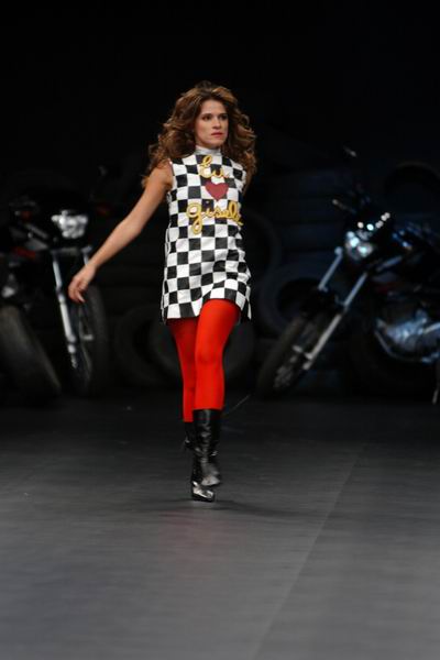 Rio de Janeiro Fashion Week Winter 2004 - Frankie Amaury