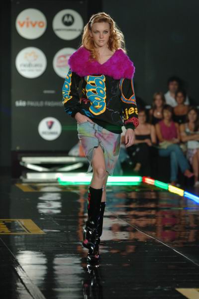 Sao Paulo Fashion Week Winter 2004 - Caio Gobbi