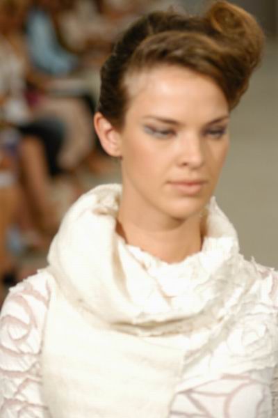 Sao Paulo Fashion Week Winter 2004 - Huis Clos