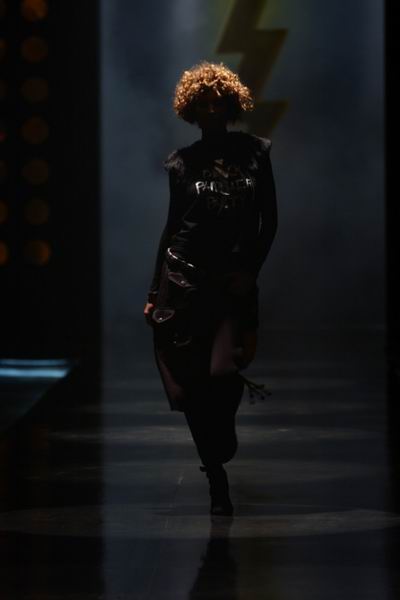 Sao Paulo Fashion Week Winter 2004 - Zoomp
