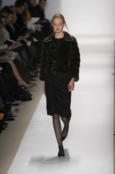 Olympus Fashion Week NY Fall 2004 - Badgley Mischka