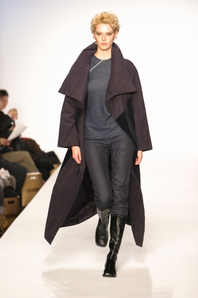 Olympus Fashion Week NY Fall 2004 - Bleu de Chine