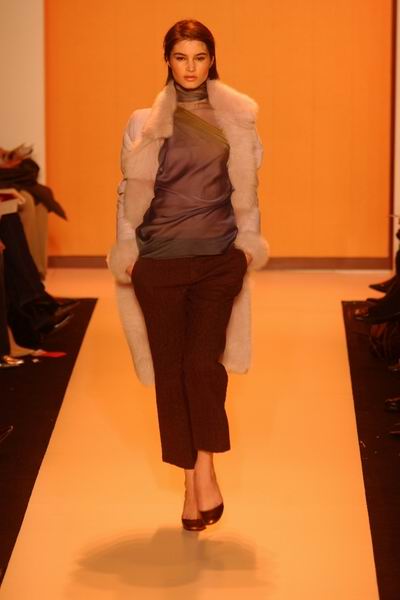 Olympus Fashion Week NY Fall 2004 - Chaiken
