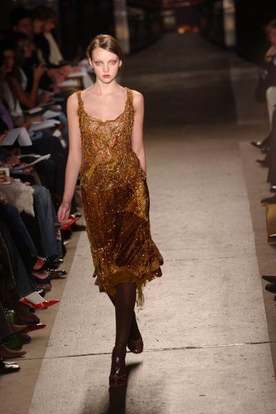 Olympus Fashion Week NY Fall 2004 - Donna Karan
