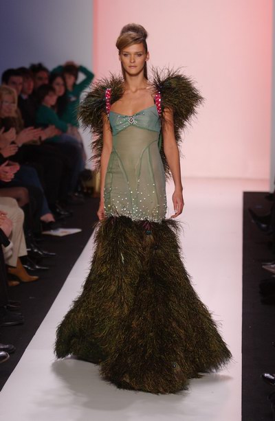 Olympus Fashion Week NY Fall 2004 - Jennifer Nicholson