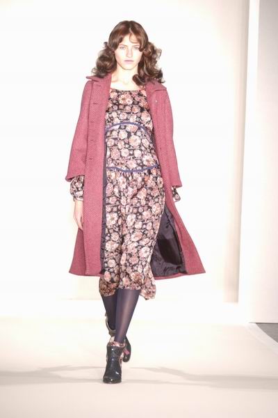 Olympus Fashion Week NY Fall 2004 - Rebecca Taylor