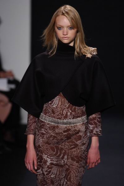 Olympus Fashion Week NY Fall 2004 - Vera Wang