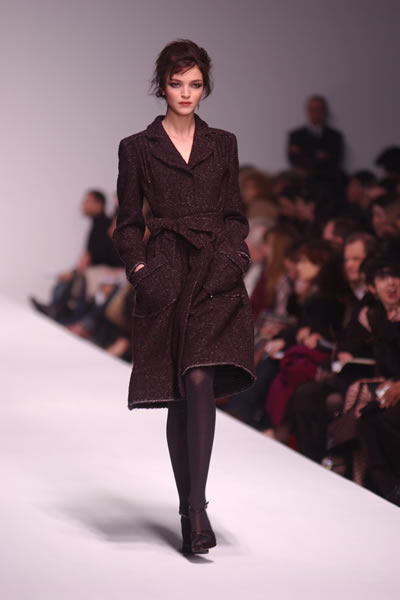 Milan Fashion Week Fall 2004 - Alberta Ferretti