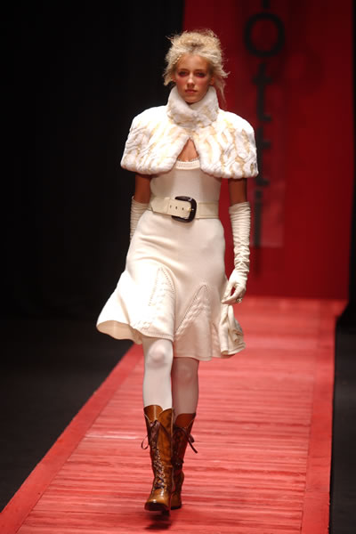 Milan Fashion Week Fall 2004 - Laura Biagiotti